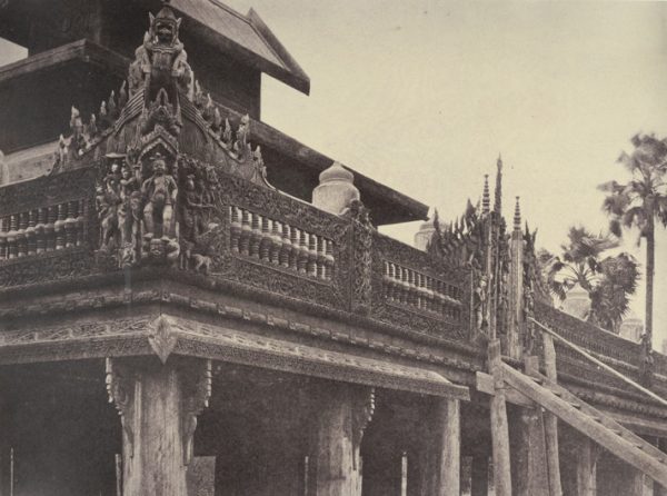 No. 9. Ye-nan-gyoung [Yenangyaung]. Balcony of a Kyoung