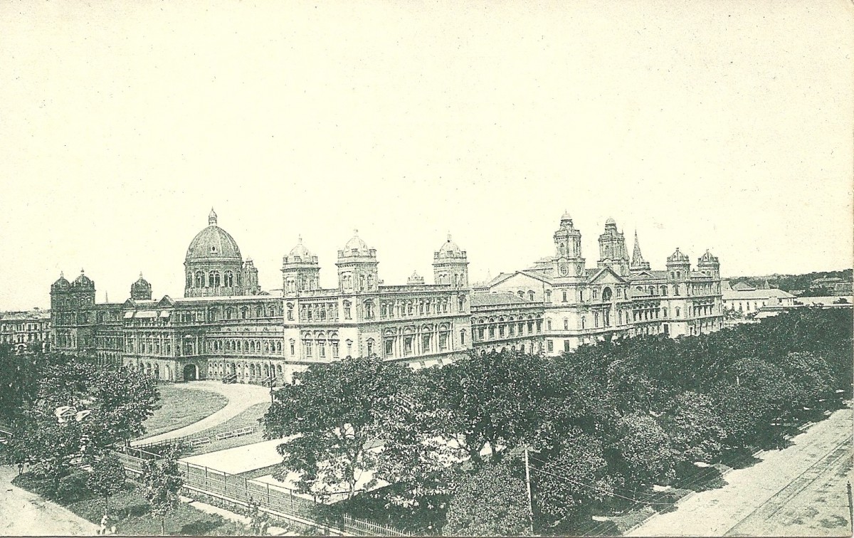 Secretariat Chasing Chinthes